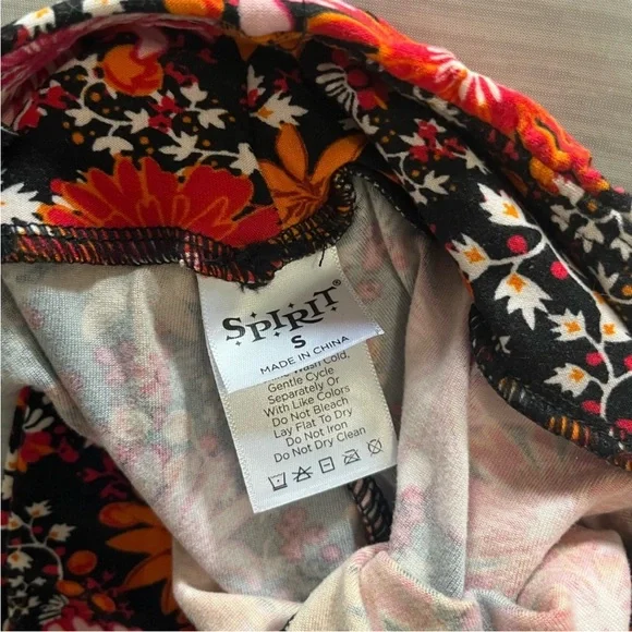 Hippie Costume - Picture 2 of 4